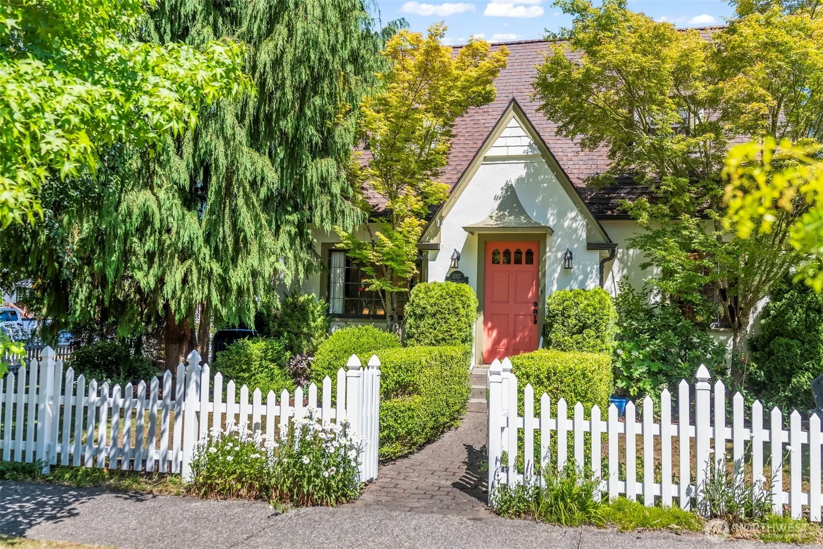 Property photo for 1017 N Junett Street, Tacoma