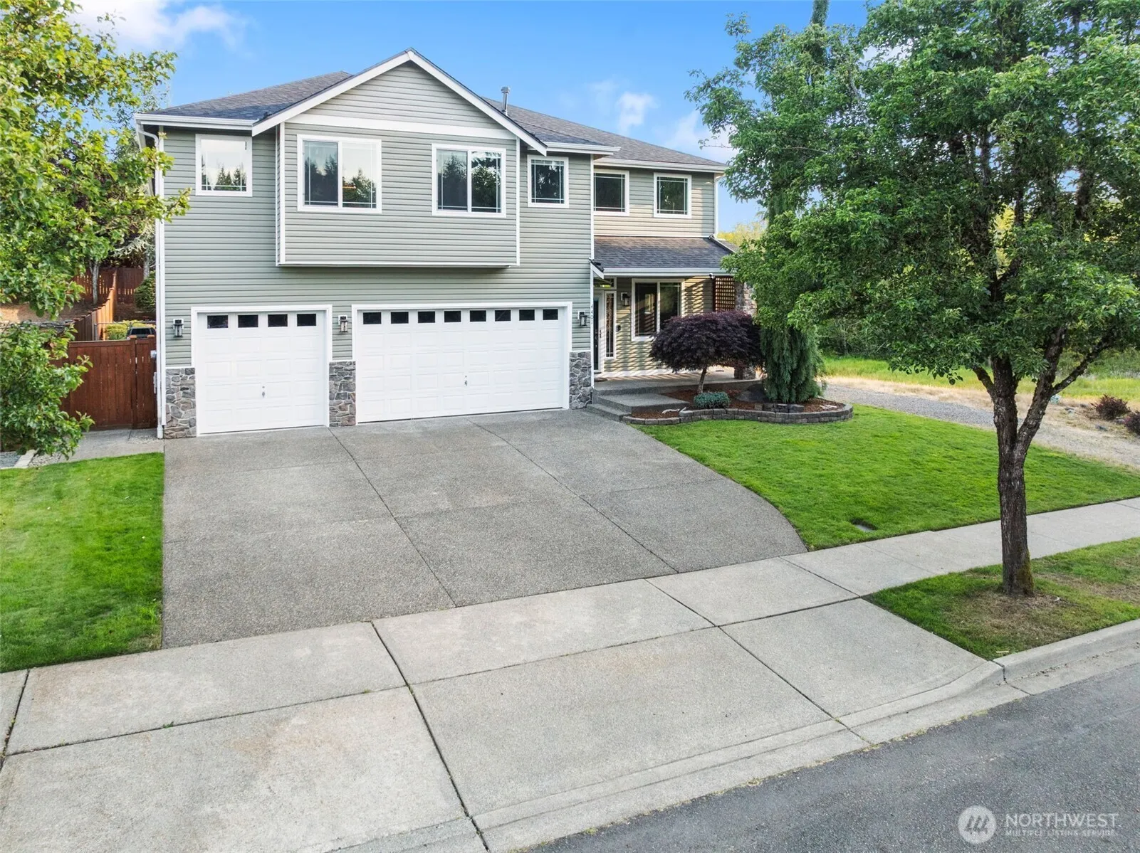 Property photo for 4401 Blackstone Drive Sw, Olympia