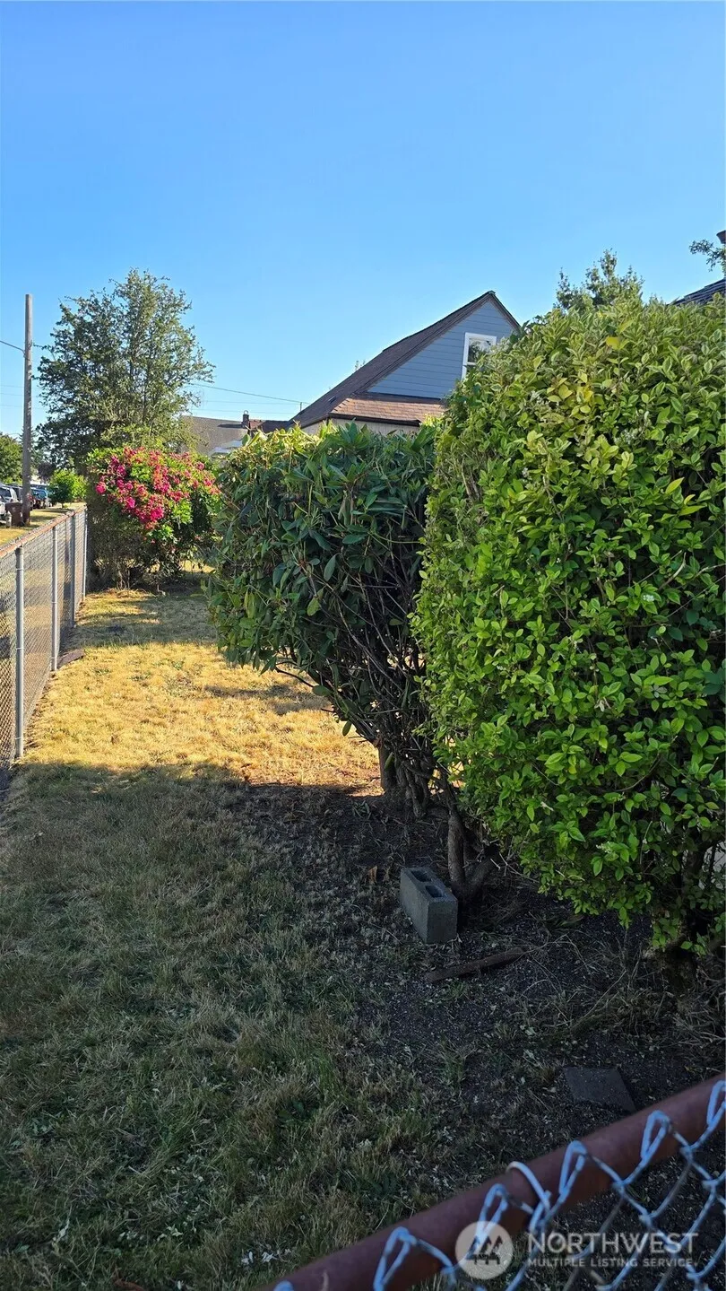Property photo for 6126 S I Street, Tacoma photo 5