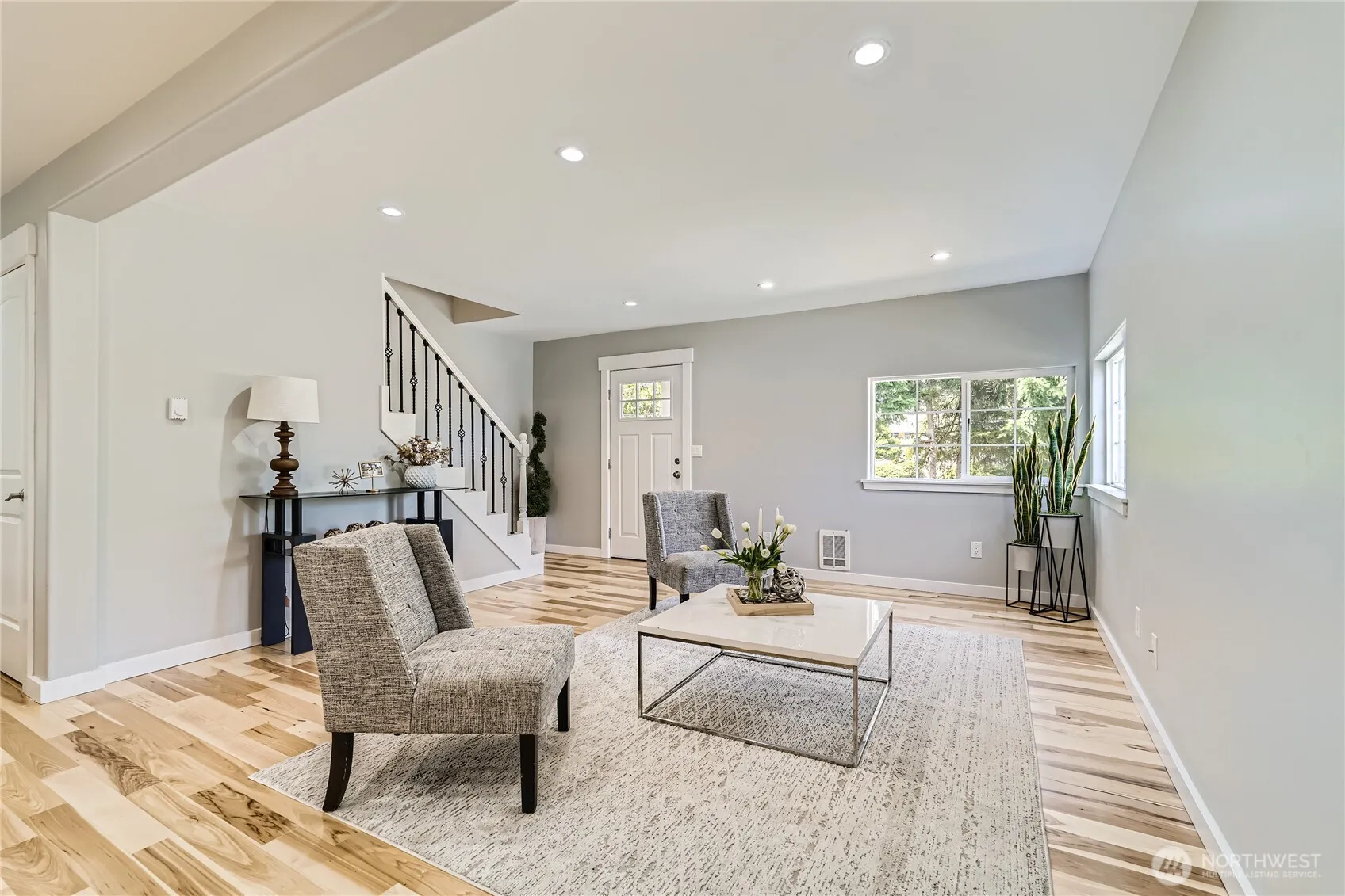 Property photo for 625 Sw 122nd Street, Seattle photo 5