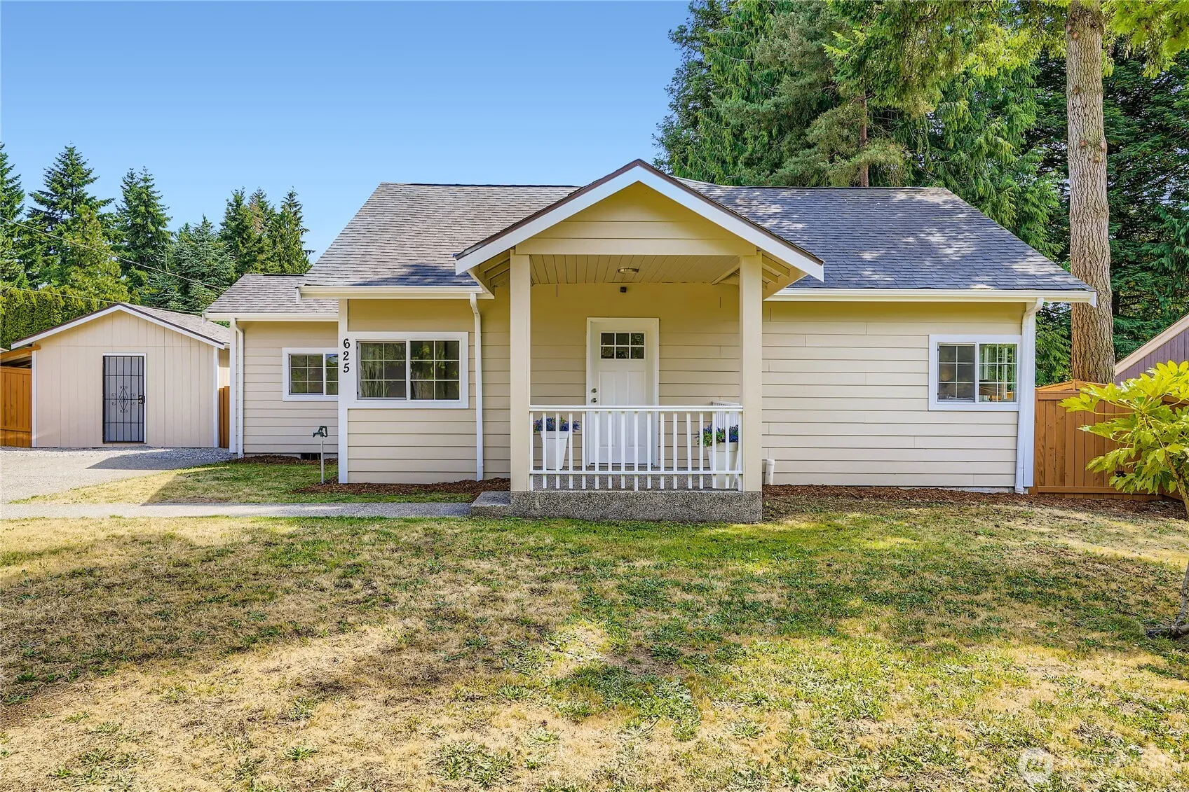 Property photo for 625 Sw 122nd Street, Seattle