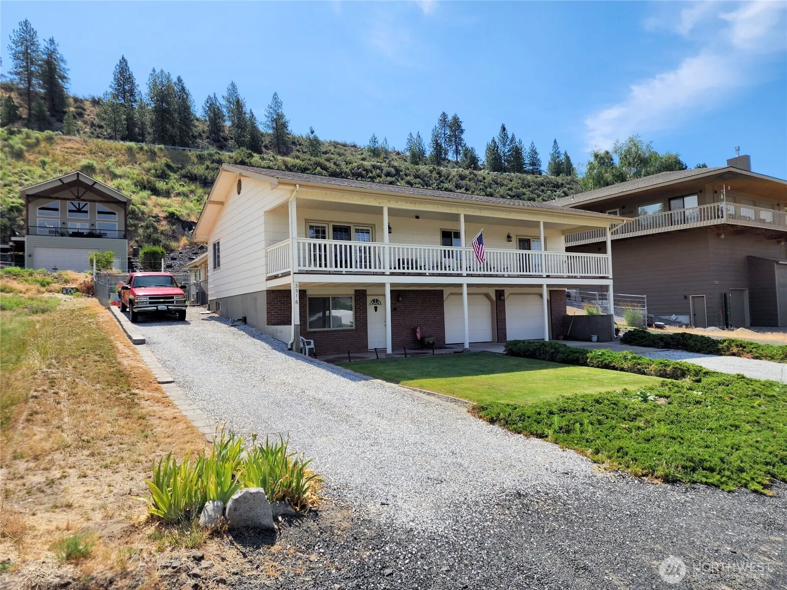 Property photo for 3316 Roosevelt Drive, Seven Bays photo 2