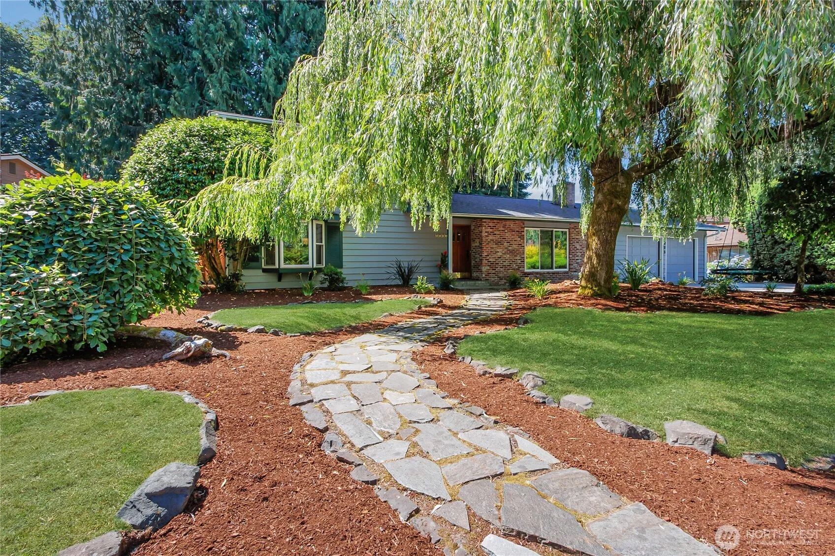 Property photo for 2225 Vista Avenue Se, Olympia photo 2