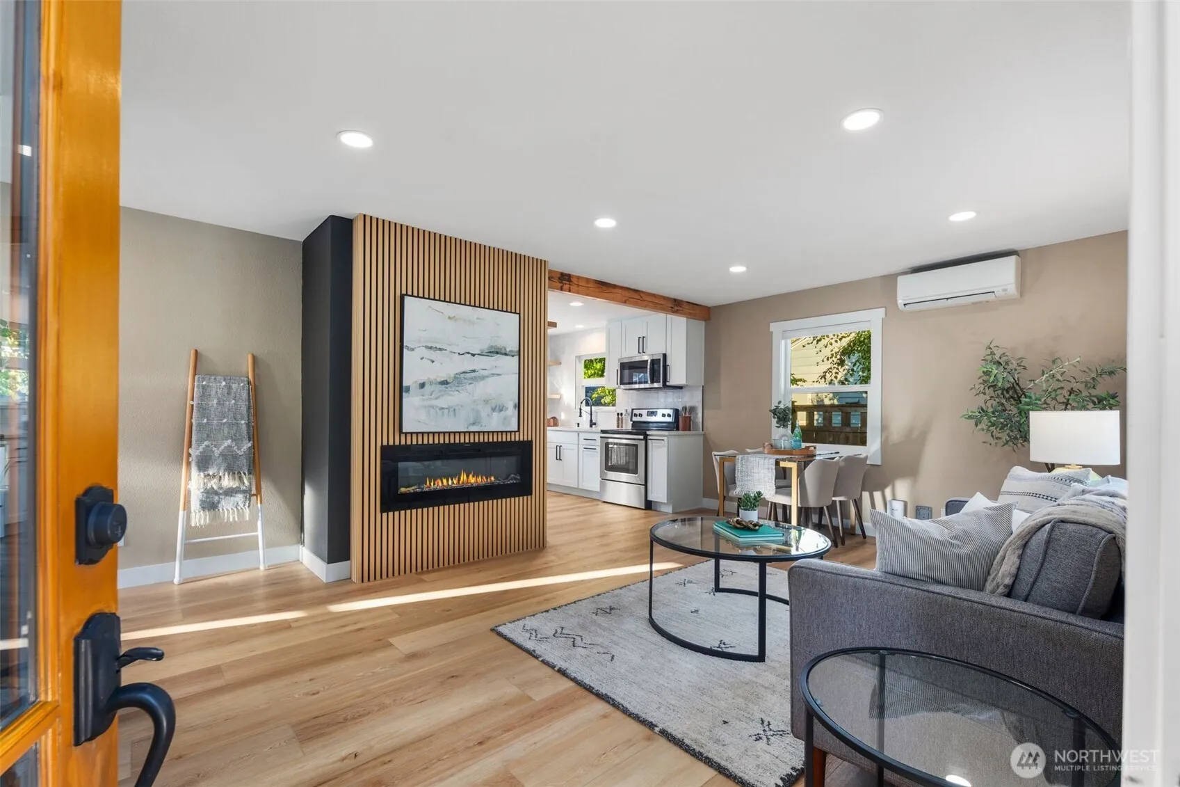 Property photo for 3130 Sw 97th Street, Seattle photo 4
