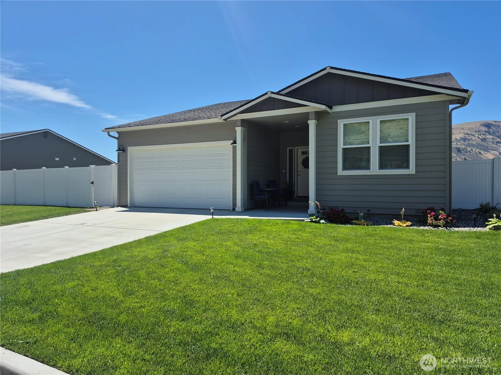 Property photo for 420 Hammond Lane, Rock Island