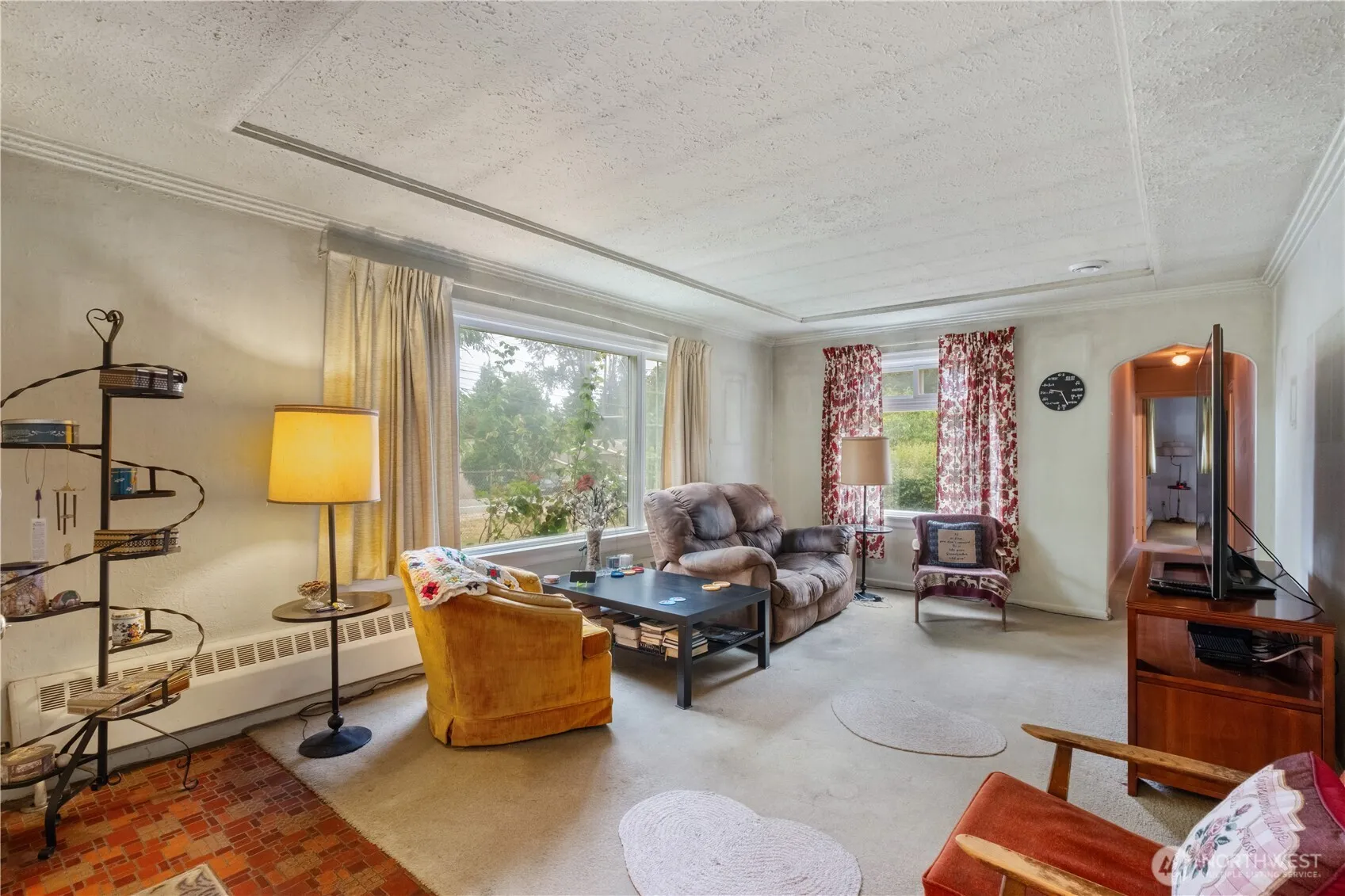 Property photo for 10850 14th Avenue S, Seattle photo 4