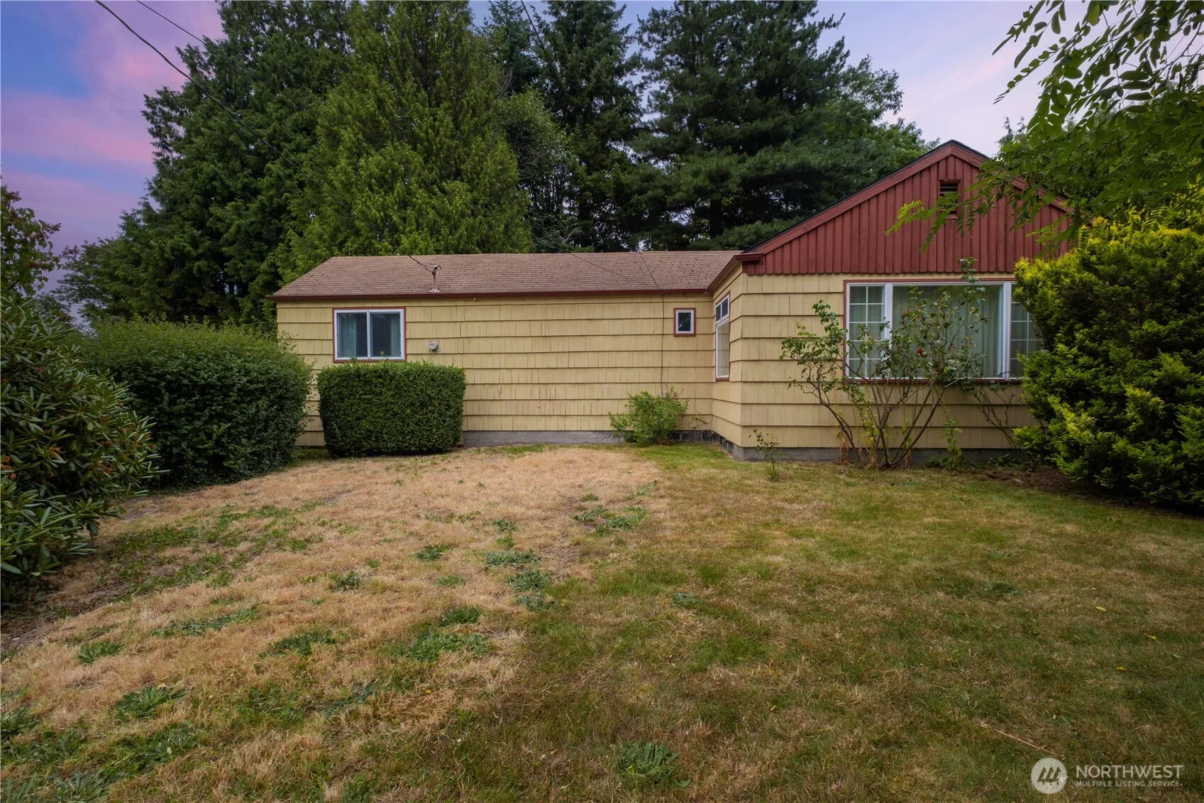Property photo for 10850 14th Avenue S, Seattle photo 2