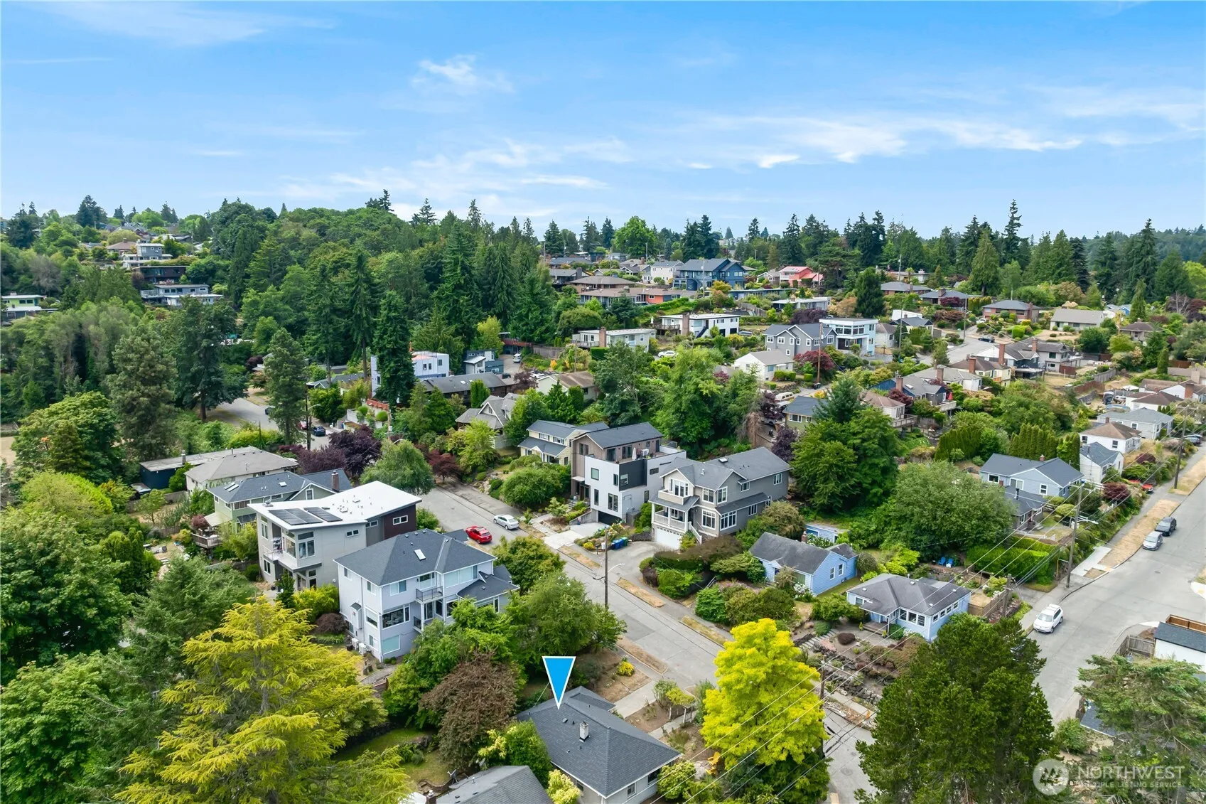 Property photo for 4052 Williams Avenue W, Seattle photo 4