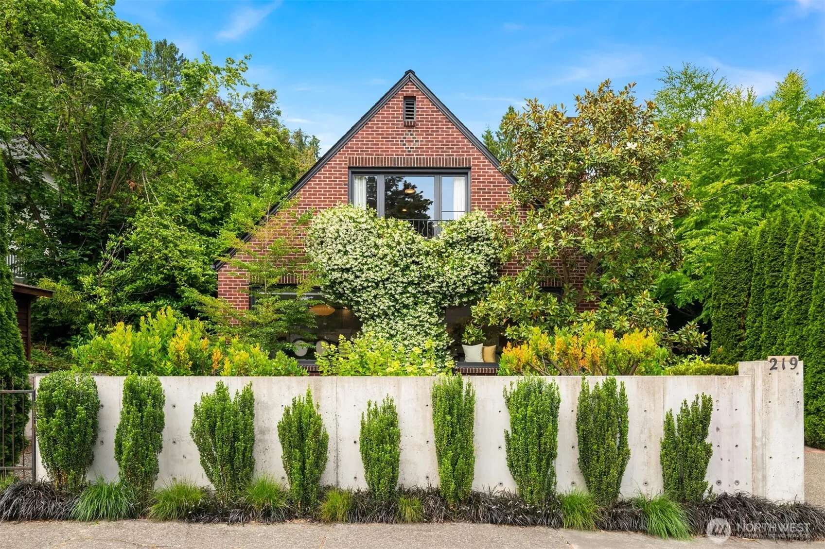 Property photo for 219 Erie Avenue, Seattle
