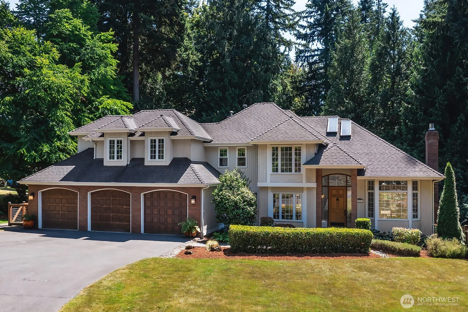 Property photo for 16309 Ne 130th Street, Redmond