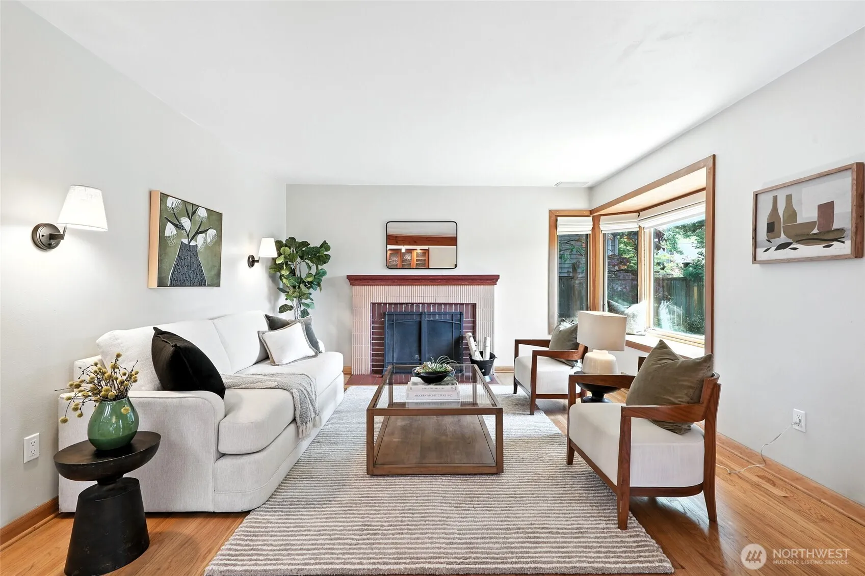Property photo for 304 Nw 76th Street, Seattle photo 4