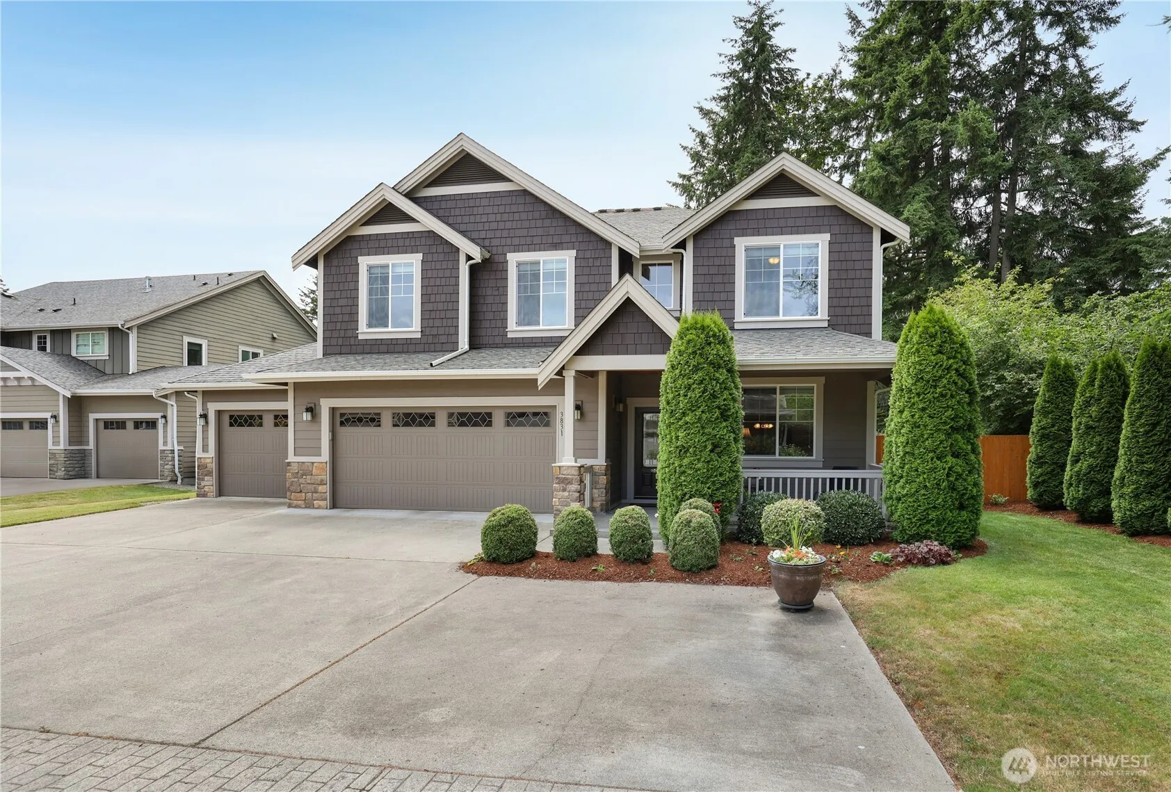 Property photo for 3831 19th Avenue Ne, Olympia photo 2