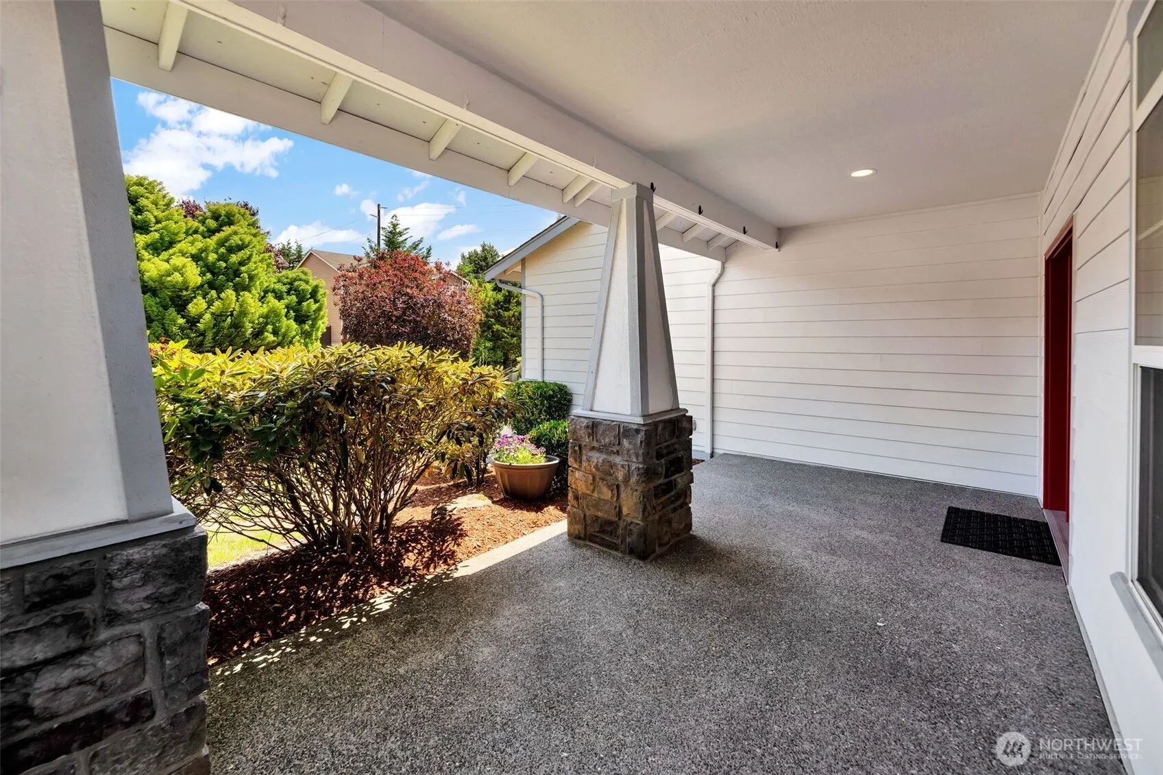 Property photo for 407 Orcas Place Ne, Renton photo 3