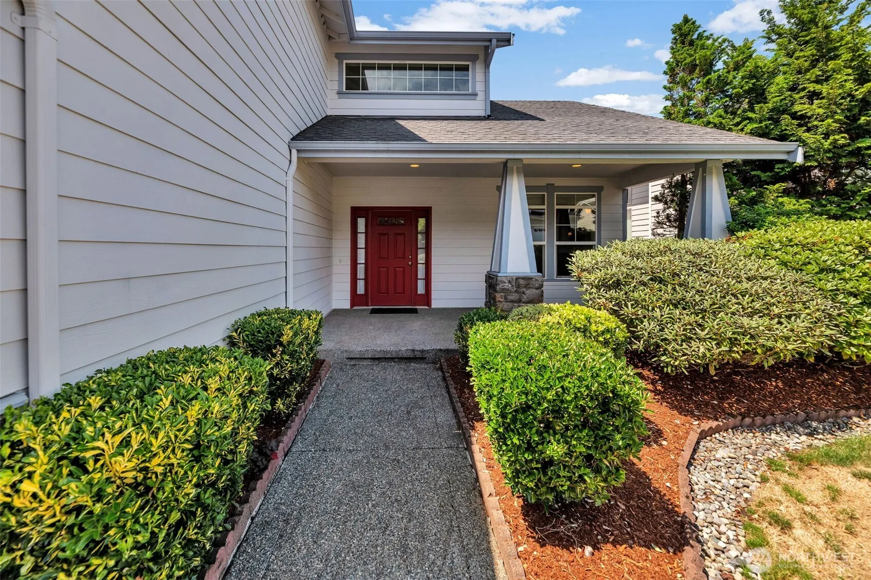 Property photo for 407 Orcas Place Ne, Renton photo 2