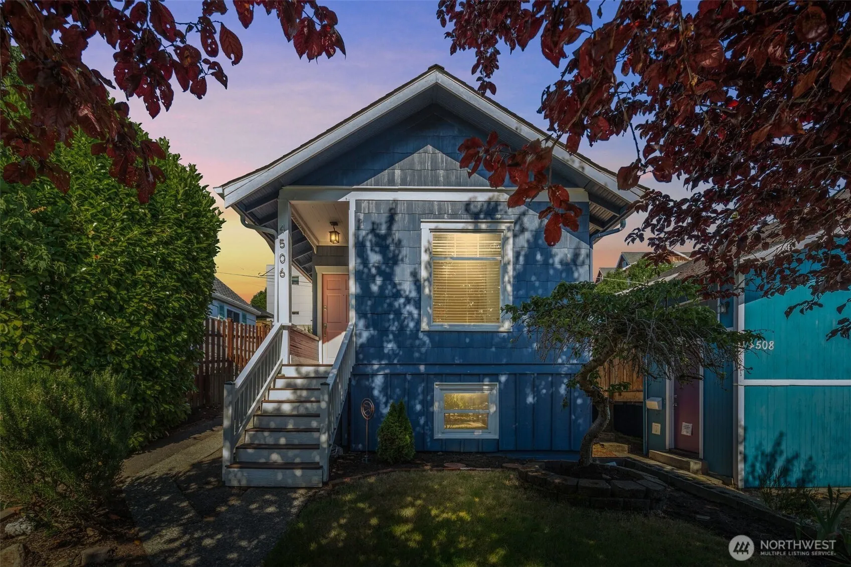 Property photo for 4506 46th Avenue Sw, Seattle photo 2