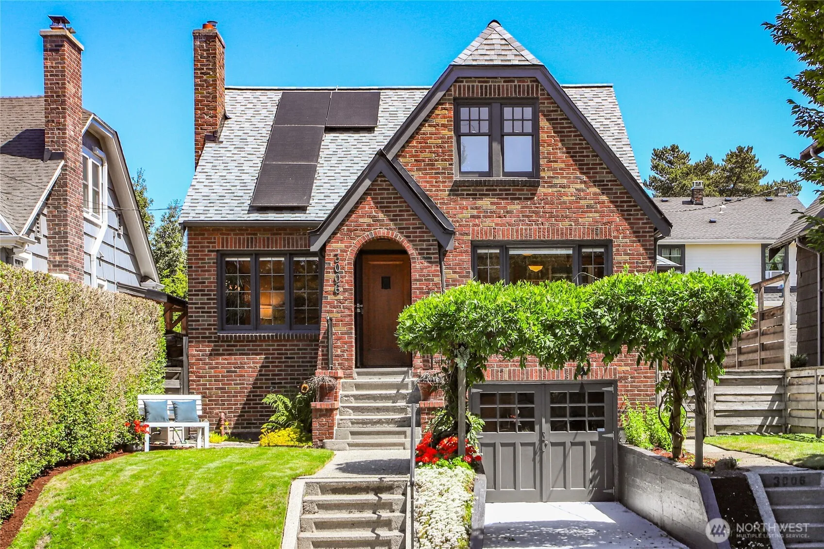 Property photo for 3006 38th Avenue Sw, Seattle