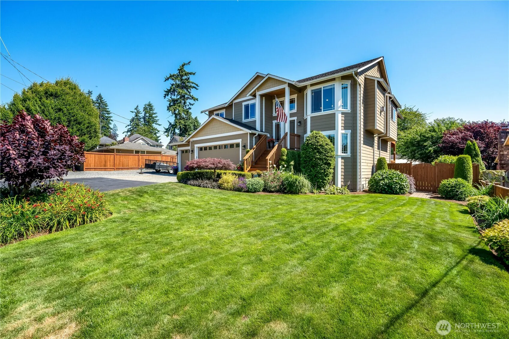 Property photo for 1208 143rd Street Sw, Lynnwood photo 2