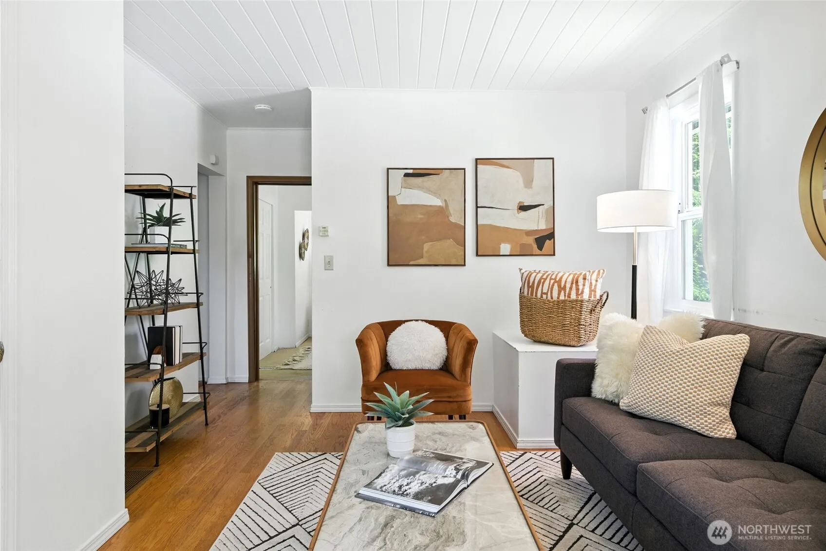 Property photo for 9809 57th Avenue S, Seattle photo 4