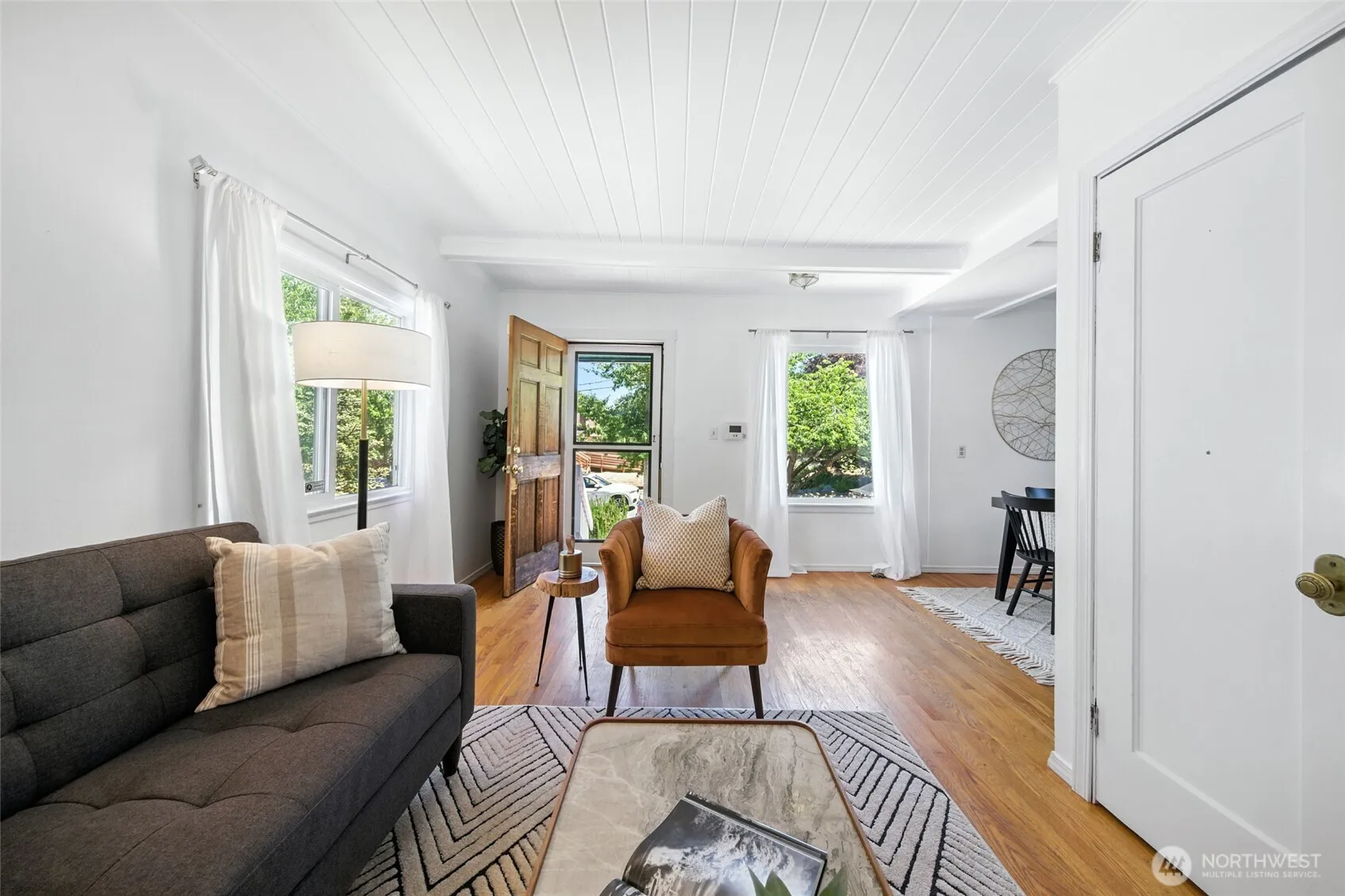 Property photo for 9809 57th Avenue S, Seattle photo 5