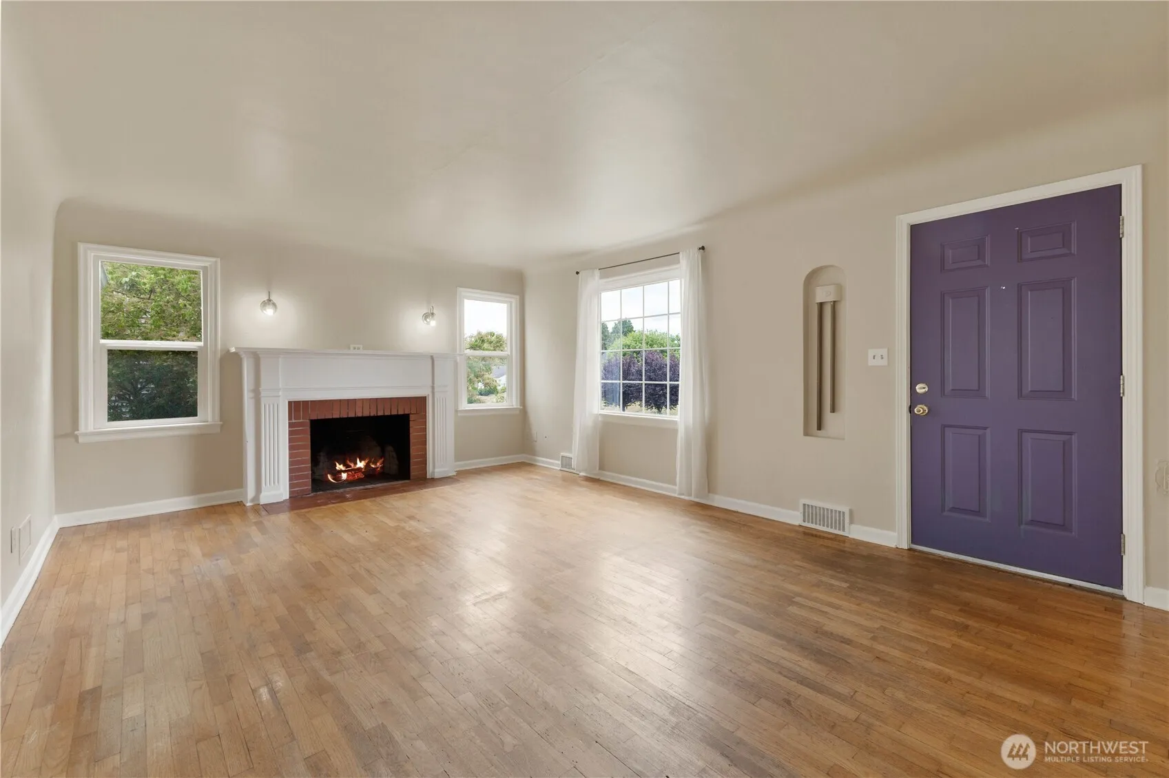Property photo for 239 S 58th Street, Tacoma photo 3