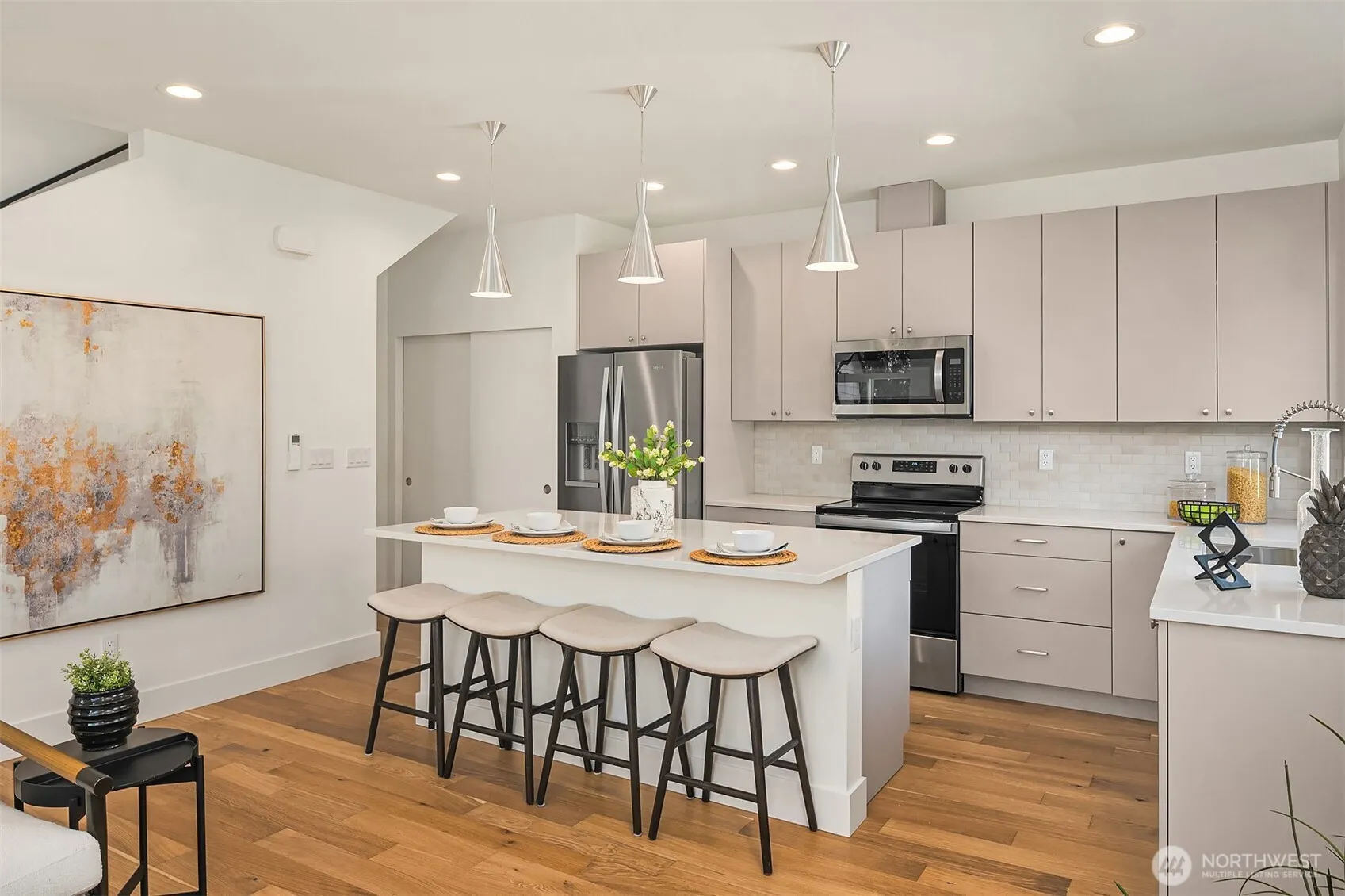 Property photo for 7042 25th Avenue Nw, Seattle photo 5