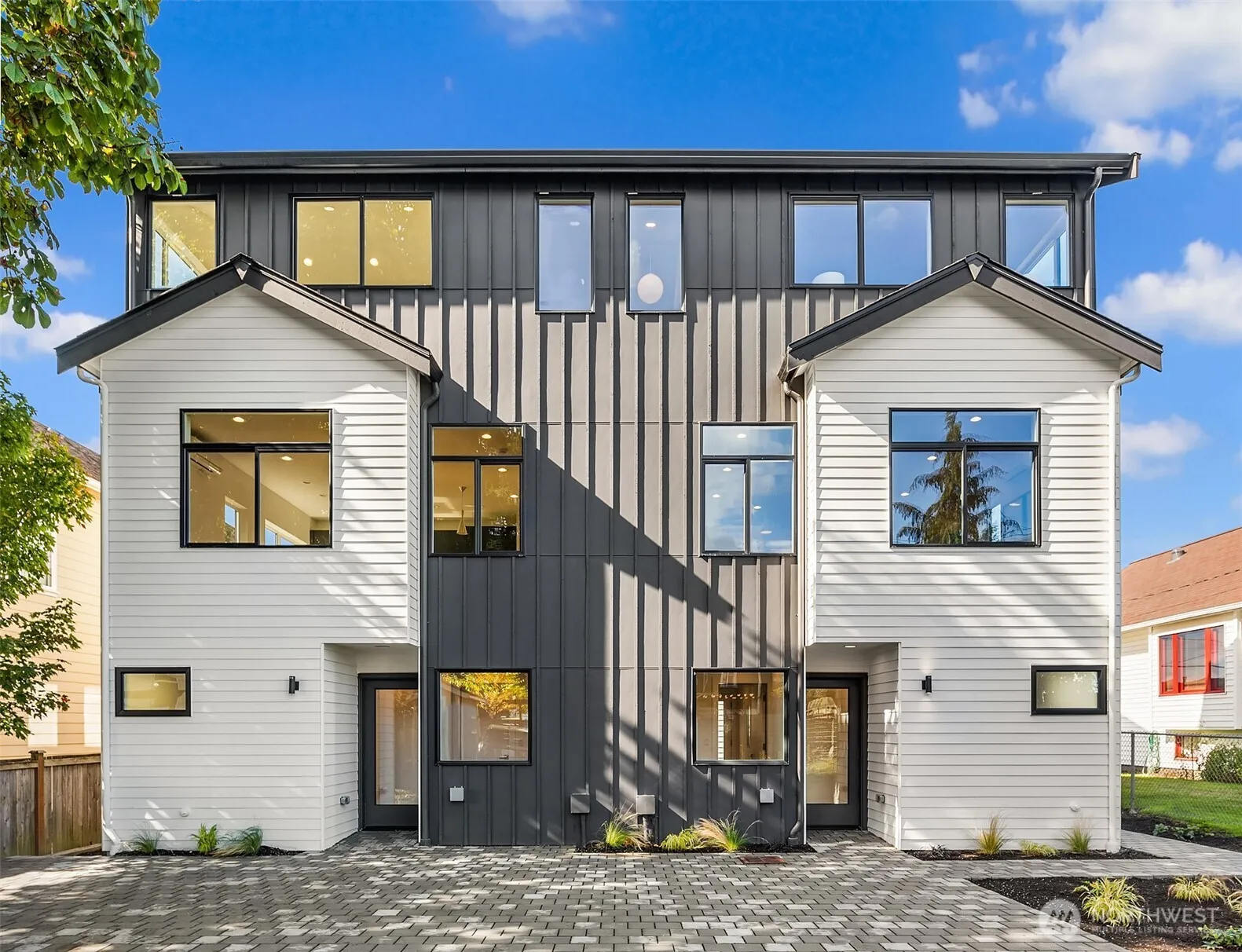 Property photo for 7042 25th Avenue Nw, Seattle
