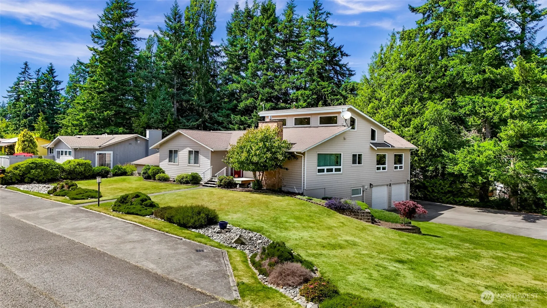 Property photo for 527 Fern Road, Bellingham photo 2