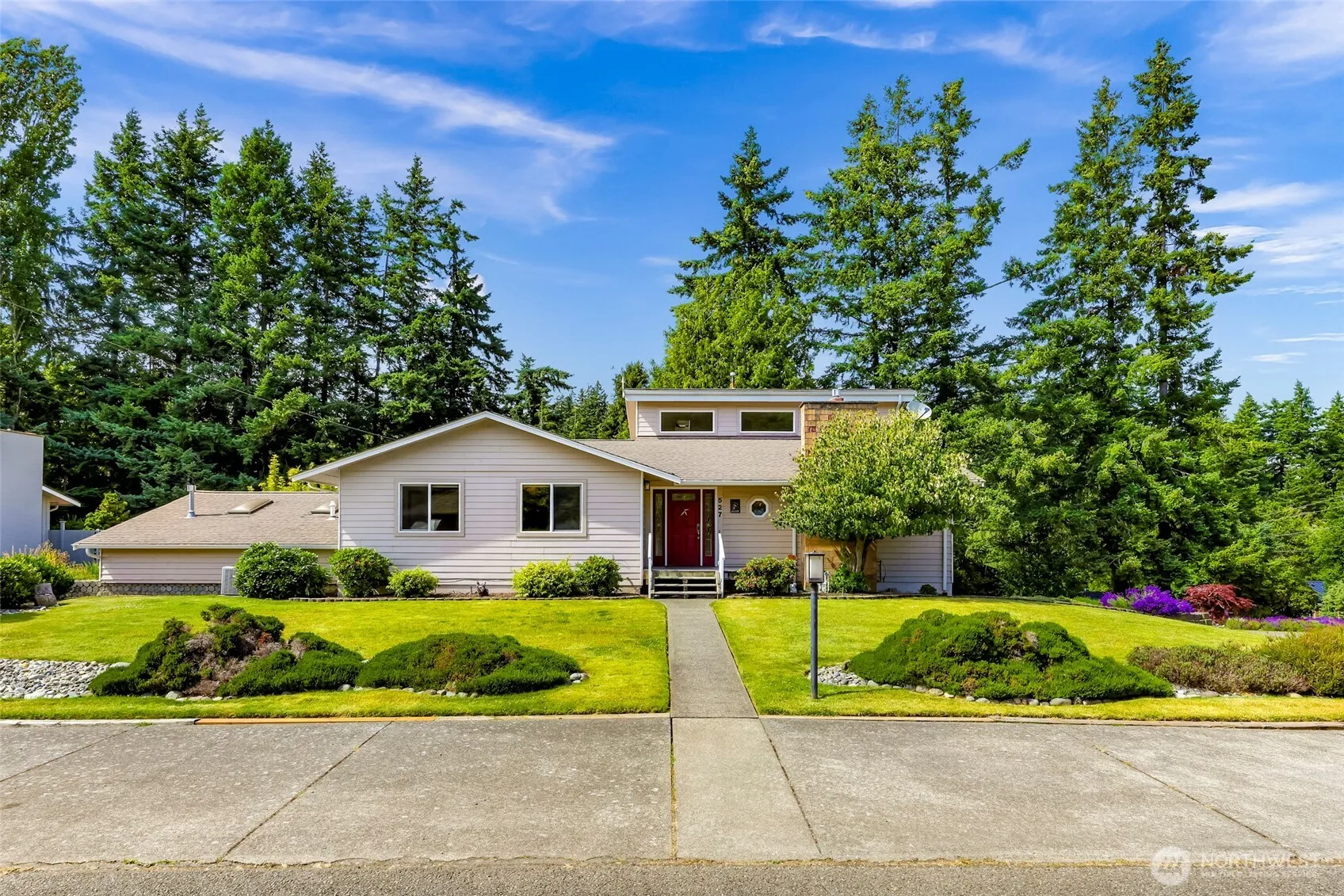 Property photo for 527 Fern Road, Bellingham
