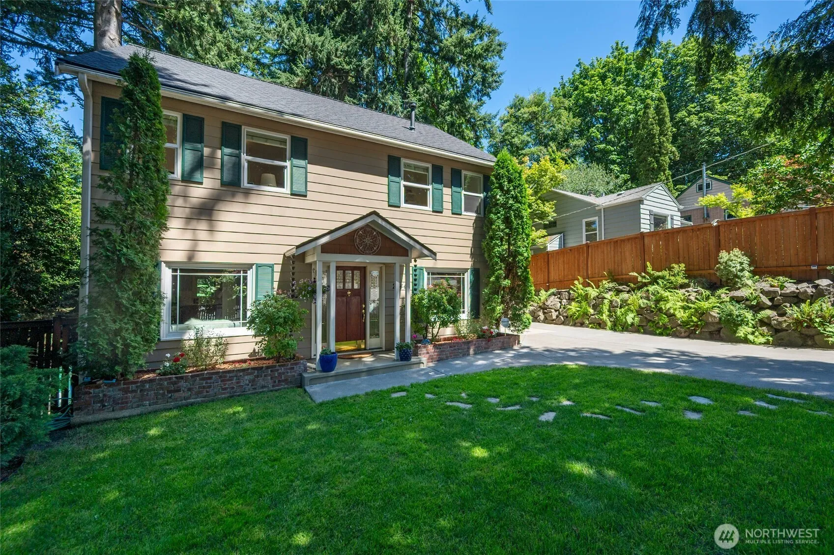 Property photo for 2744 Ne 98th Street, Seattle photo 2