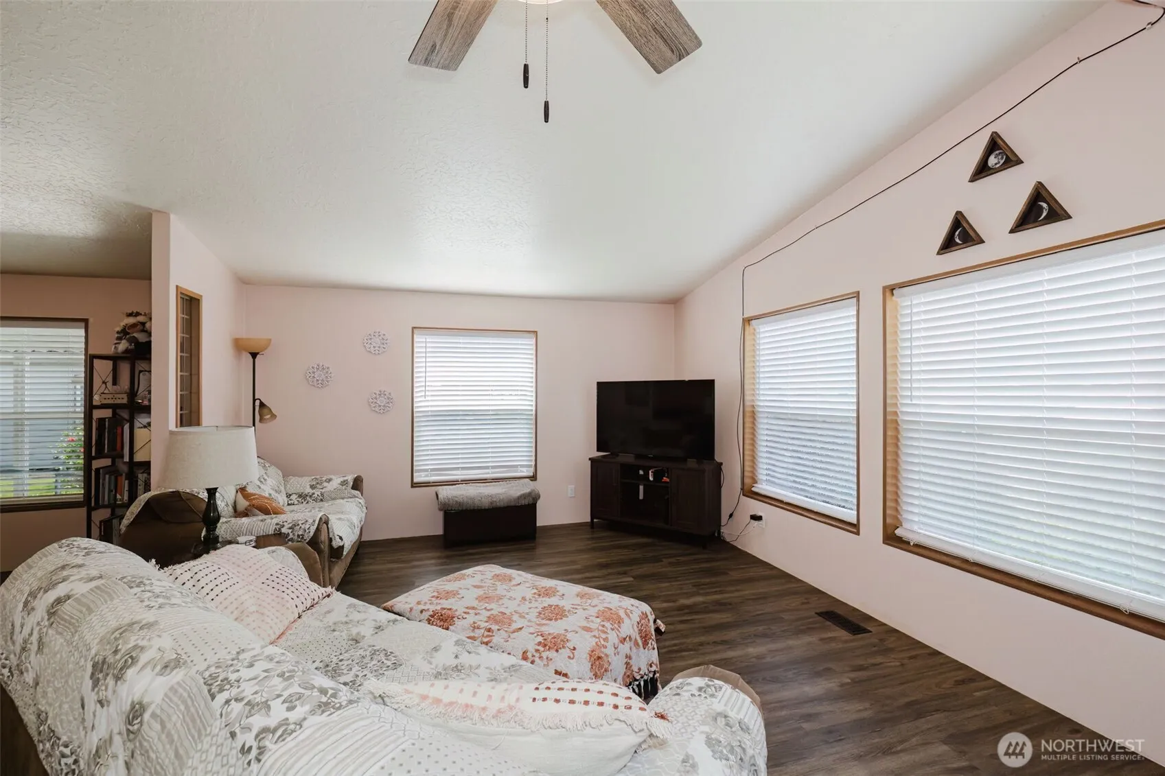 Property photo for 2072 Hastings Lane Se, Port Orchard photo 4