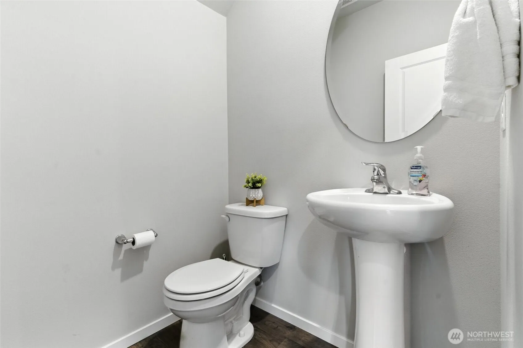 Property photo for 6427 Randolph Drive Ne, Bremerton photo 5
