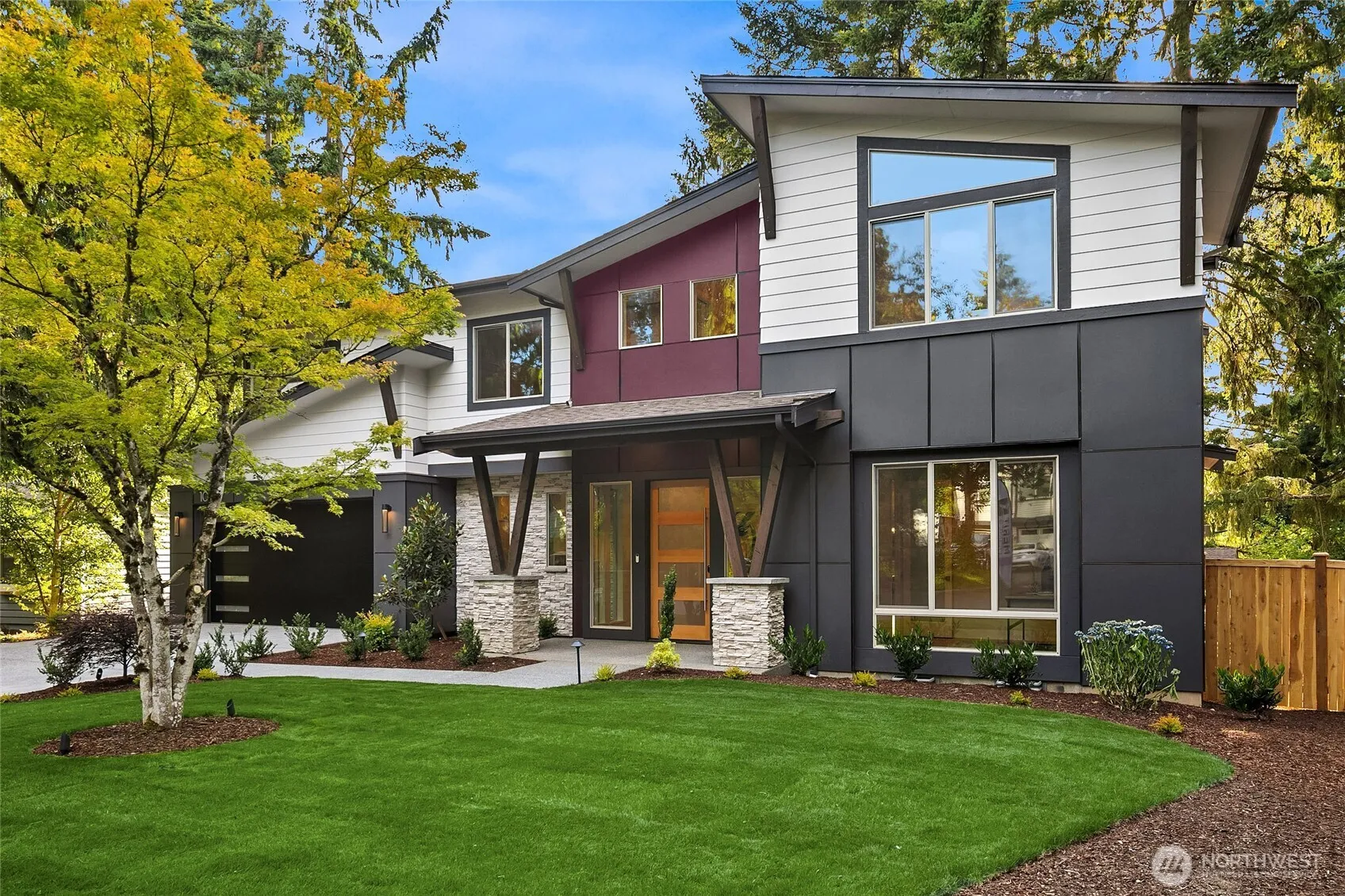 Property photo for 10915 126th Place Ne, Kirkland