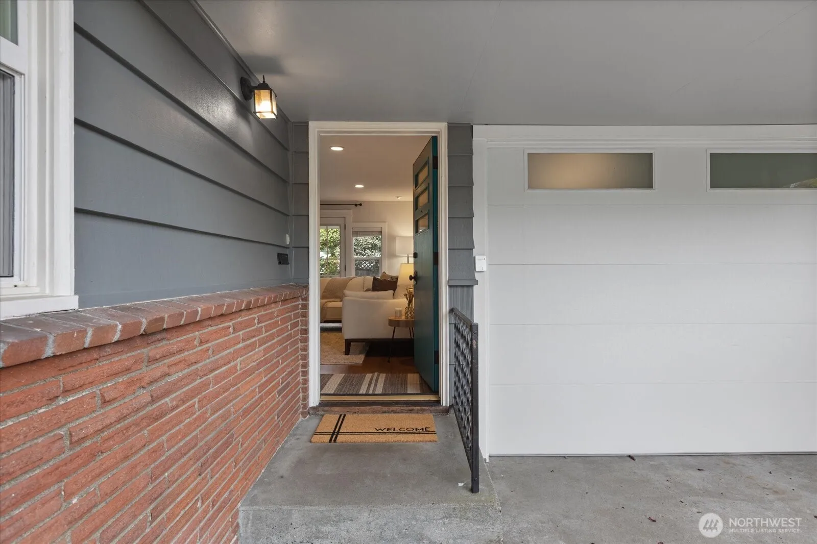 Property photo for 4301 1st Avenue Nw, Seattle photo 4