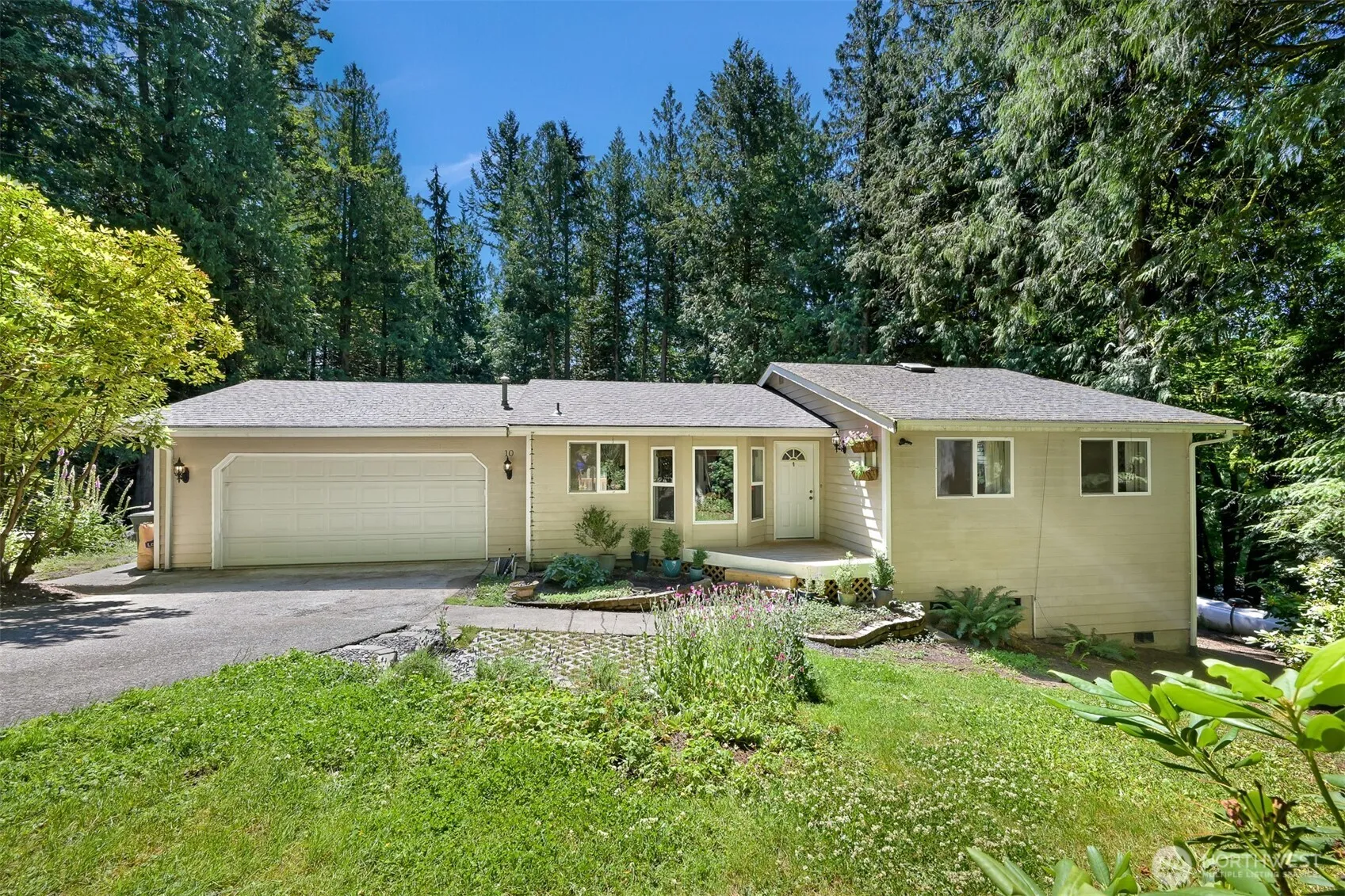 Property photo for 10 Cedar Place, Bellingham photo 2