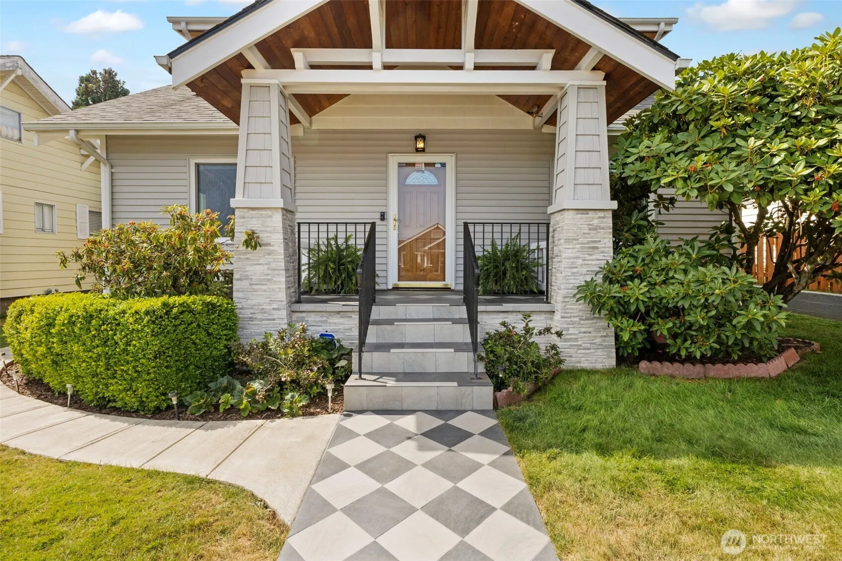 Property photo for 518 S 54th Street, Tacoma photo 2