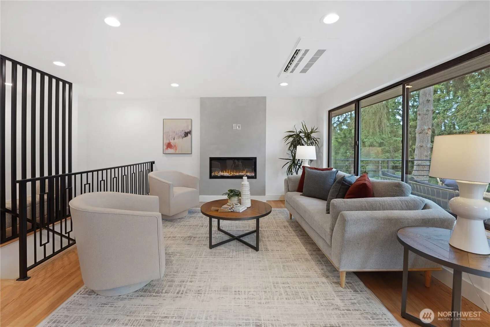 Property photo for 12534 22nd Avenue Ne, Seattle photo 5