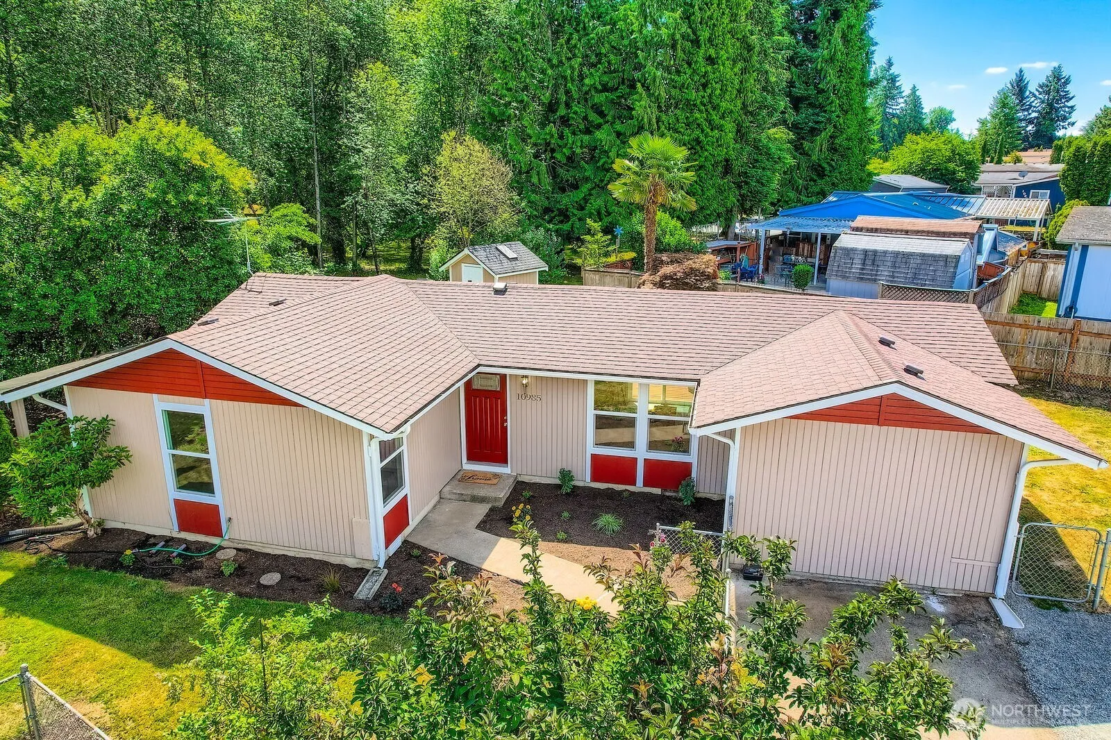 Property photo for 10985 Se 225th Street, Kent