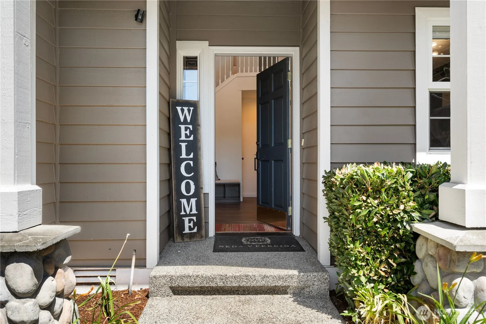 Property photo for 9220 Ne 195th Street, Bothell photo 3