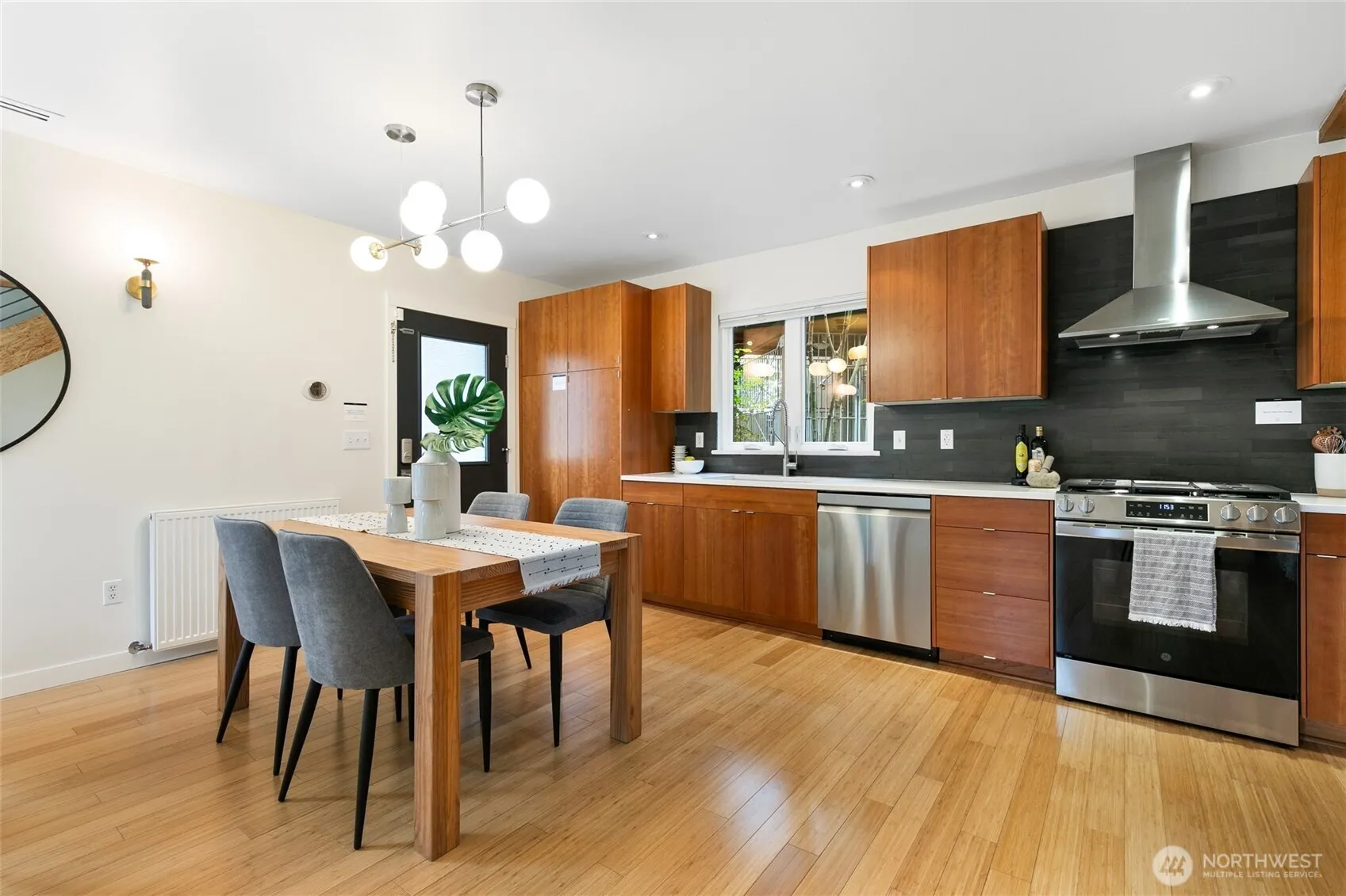 Property photo for 3659 Whitman Avenue N, Seattle photo 5