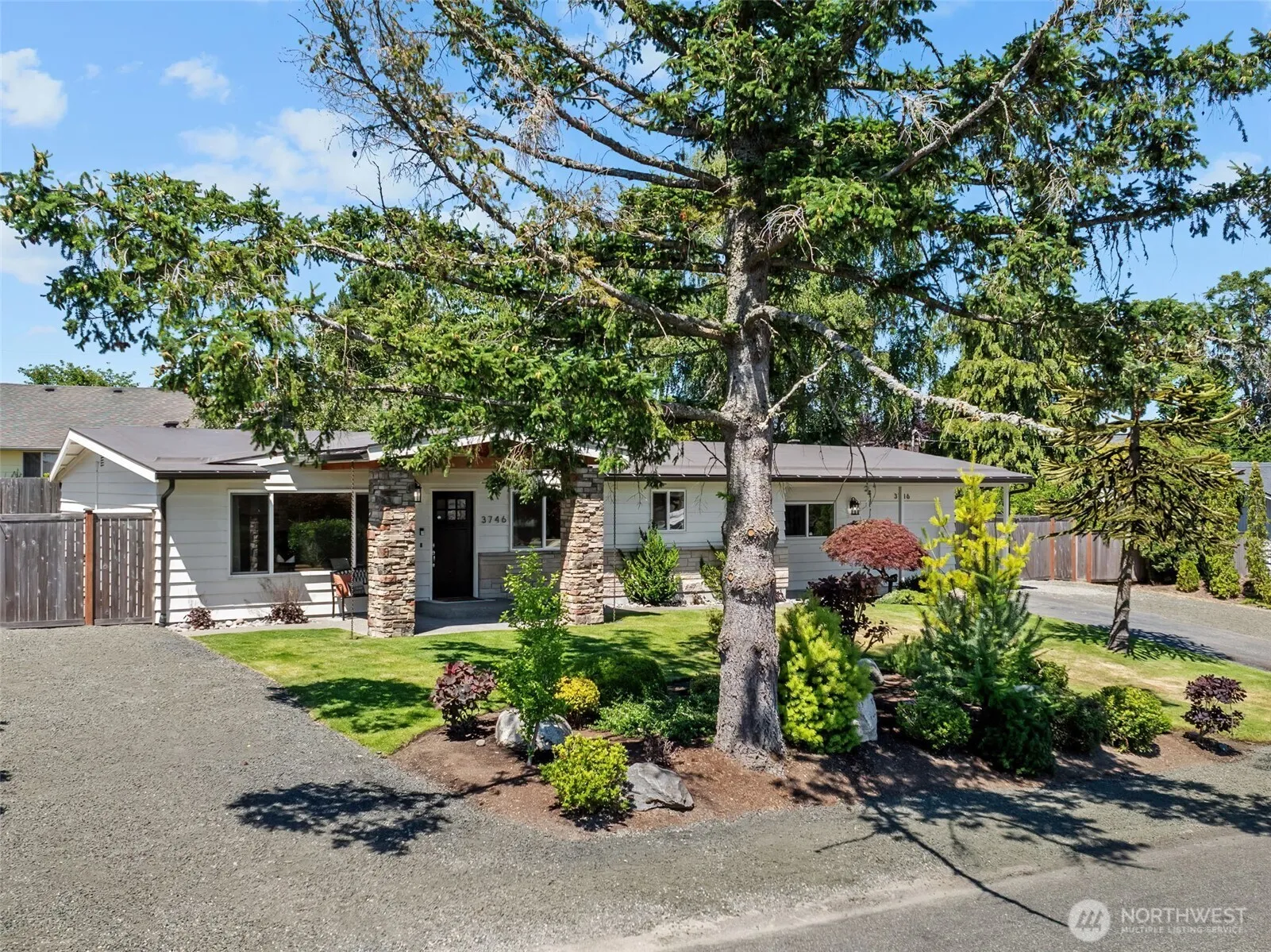 Property photo for 3746 N Whitman Street, Tacoma photo 2