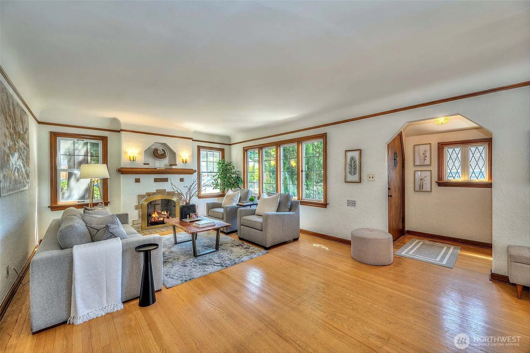 Property photo for 6801 31st Avenue Ne, Seattle photo 5