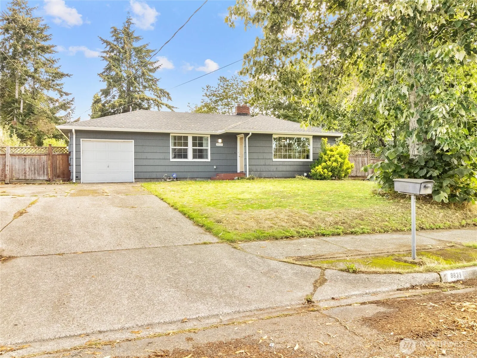 Property photo for 8839 S Yakima Avenue, Tacoma photo 2