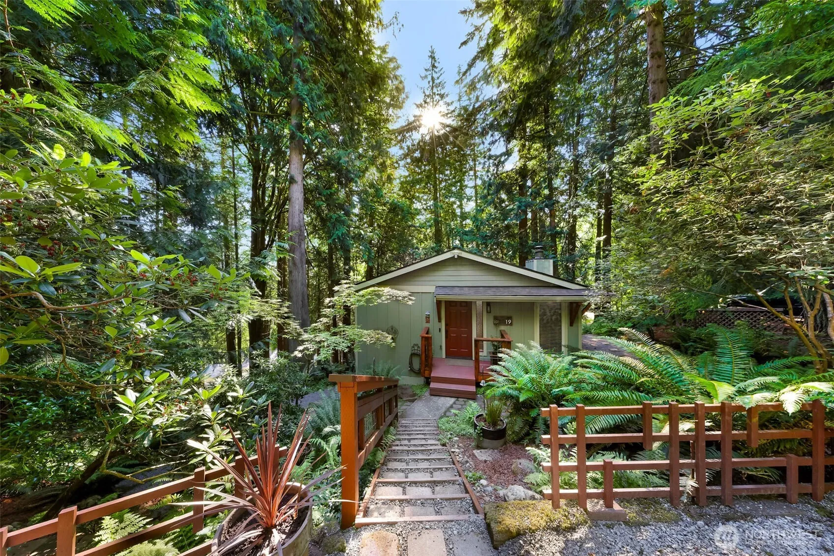 Property photo for 19 Ridge Crest Way, Bellingham photo 2