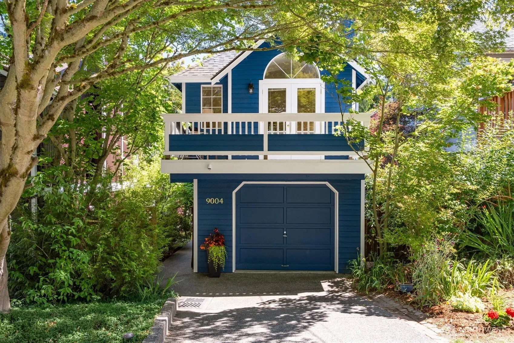 Property photo for 9004 20th Avenue Ne, Seattle