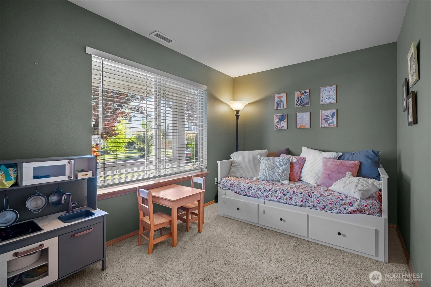Property photo for 2823 Martin Street, Dupont photo 4