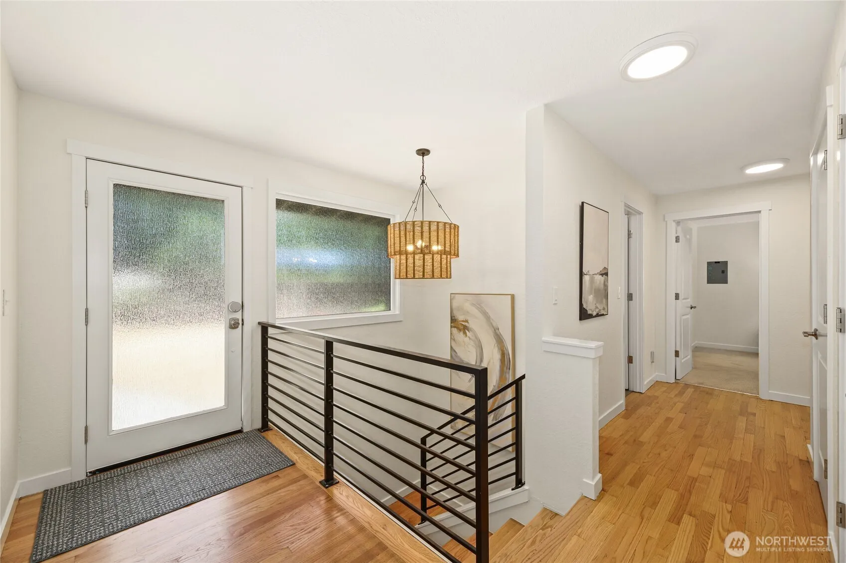 Property photo for 10032 35th Avenue Ne, Seattle photo 3