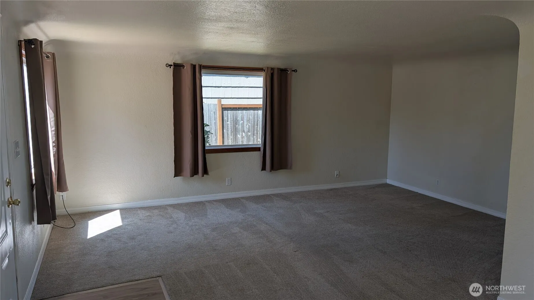 Property photo for 2615 Linden Lane, Puyallup photo 4