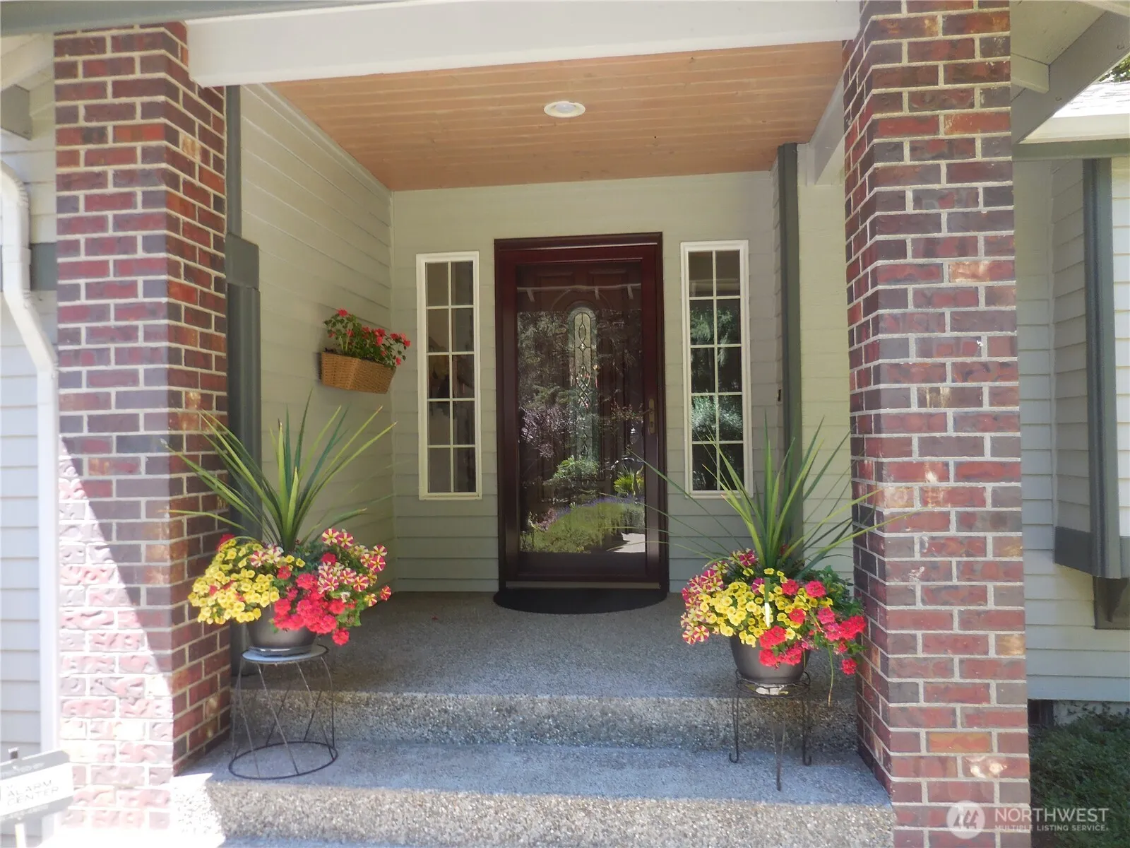 Property photo for 5201 Se Delta Place, Port Orchard photo 4