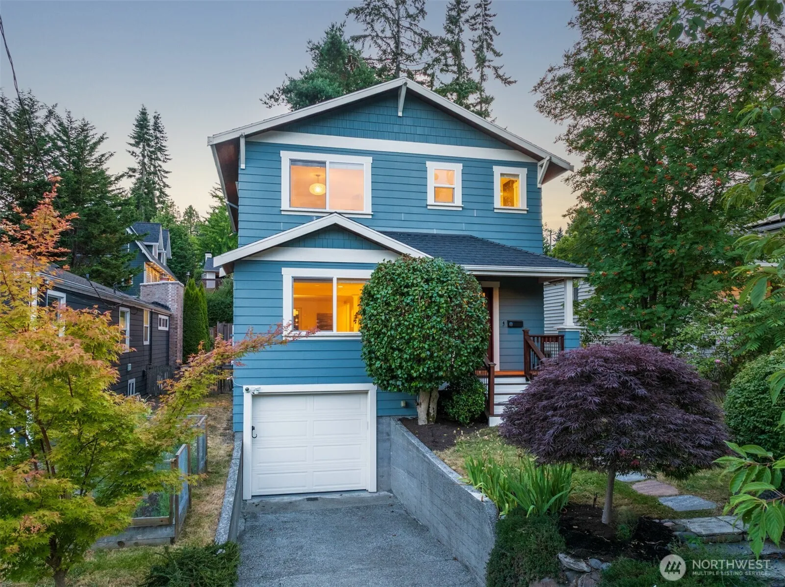 Property photo for 6035 39th Avenue Ne, Seattle