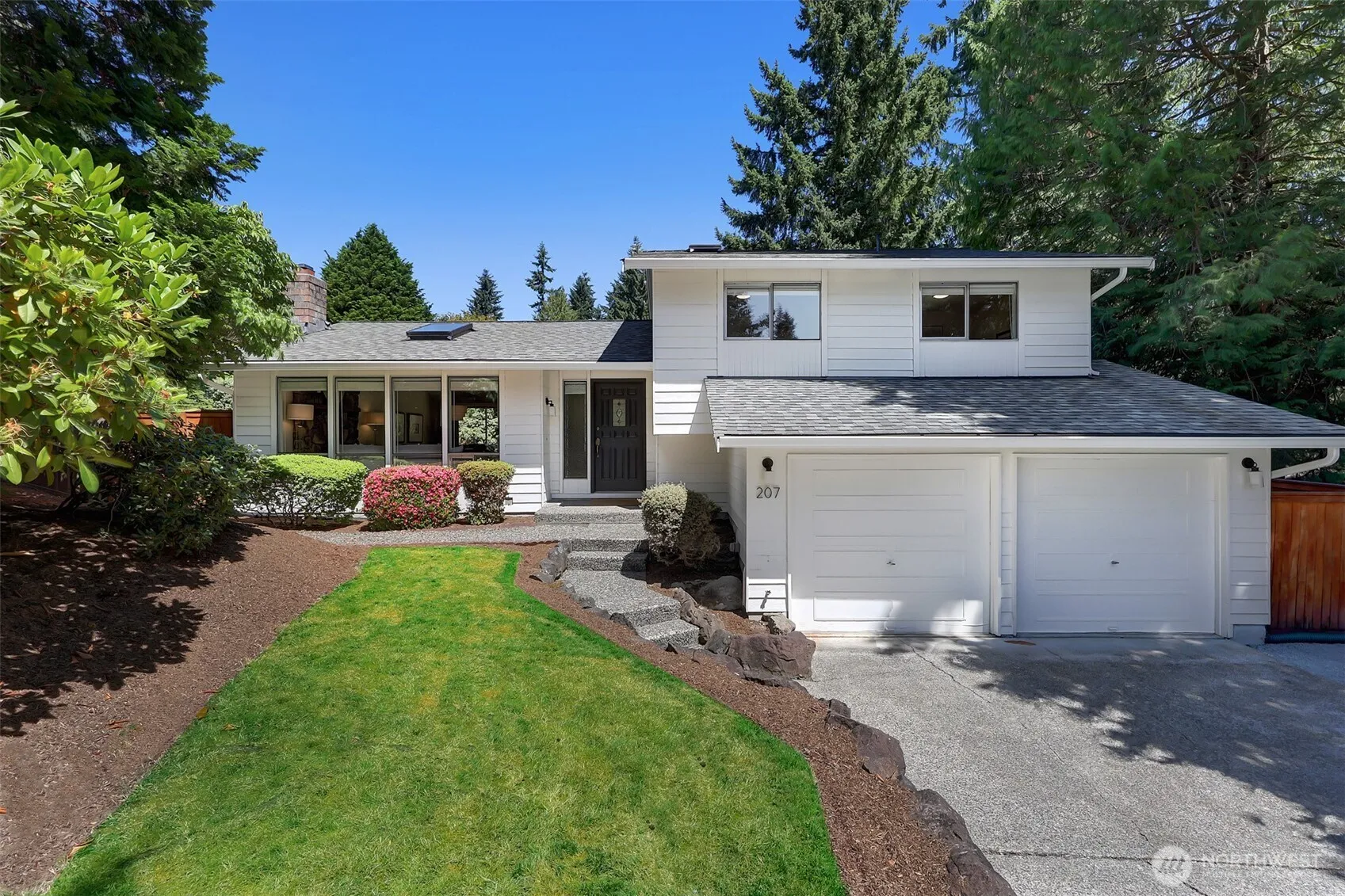 Property photo for 207 215th Street Se, Bothell